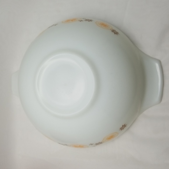 Pyrex Town & Country Large Cinderella Mixing Bowl - Picture 3 of 15